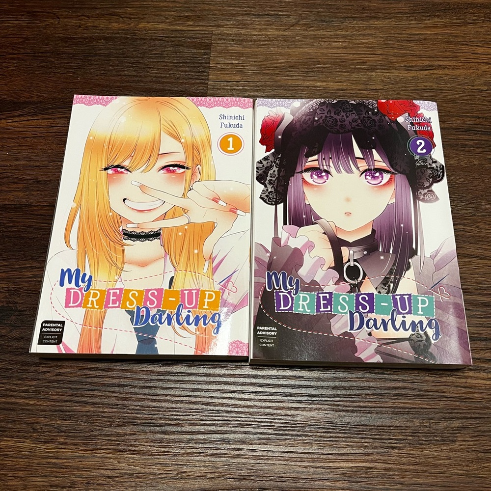 Manga My Dress-Up Darling Volumes 1 & 2 - Colorful Covers